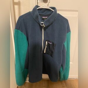 Patagonia Teal and Navy Fleece Jacket